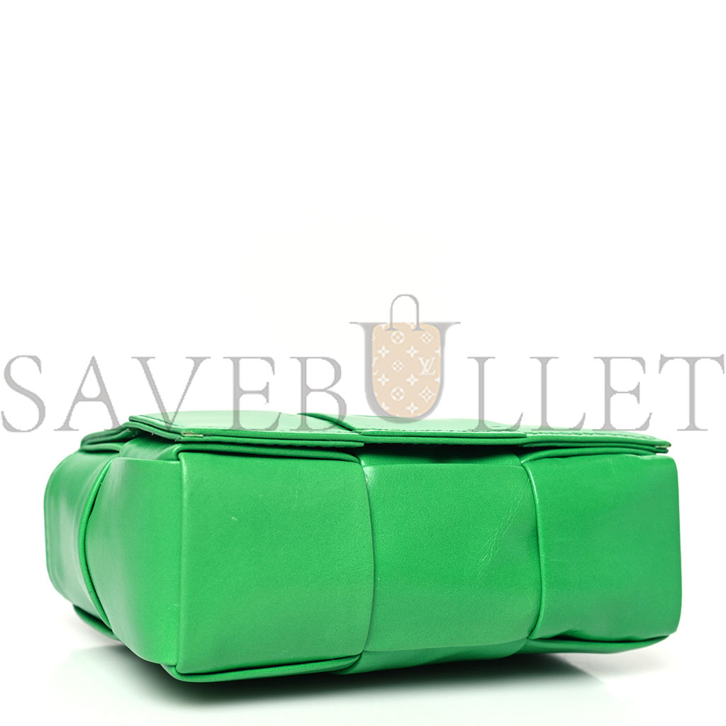 BOTTEGA VENETA CRINKLED LAMBSKIN MAXI INTRECCIATO EXTRA MINI CASSETTE CROSSBODY BAG PARAKEET (13*8*4cm) BOTTEGA VENETA CRINKLED LAMBSKIN MAXI INTRECCIATO EXTRA MINI CASSETTE CROSSBODY BAG PARAKEET (13*8*4cm)